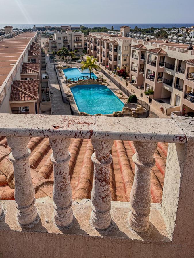 Апартаменты Royal Seacrest Crown-Jewel, 2B, Pools, Sea, Center Пафос Экстерьер фото